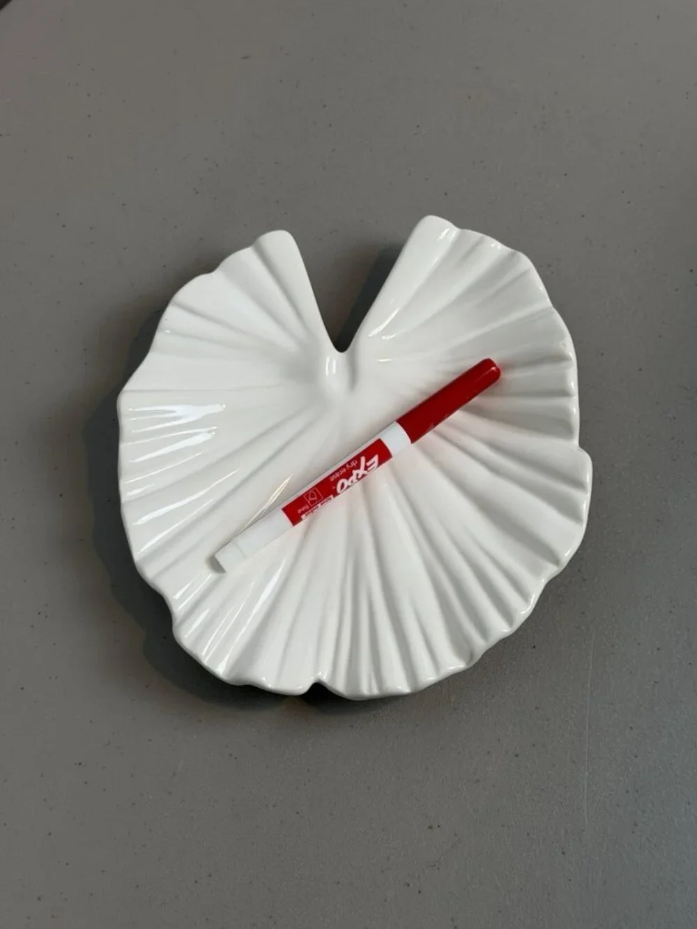 Ambiance Collections White Ceramic Ginkgo Leaf Plate Trinket Dish 8.5”